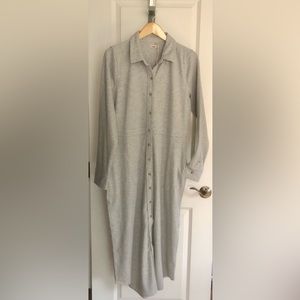 Faherty Legend Sweater Long Dress in Light Heather Grey, size Large